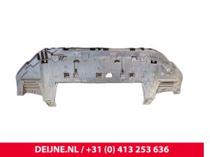 Gebruikte Bumper onderplaat Opel Vivaro 1.5 CDTI 102 Prijs € 96,80 Inclusief btw aangeboden door van Deijne Onderdelen Uden B.V.