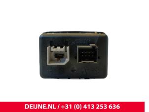 Fiat Doblo AUX / USB connection O254639 photo 2