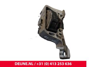 Volvo V50 Engine mount O254656 photo 3