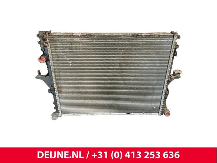 Gebruikte Radiateur Porsche Cayenne (9PA) 4.5 S V8 32V Prijs € 70,00 Margeregeling aangeboden door van Deijne Onderdelen Uden B.V.