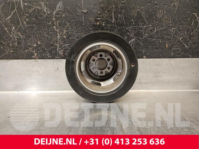 Gebruikte Poelie Krukas Toyota ProAce City 1.2 VVT-i 110 Prijs € 72,60 Inclusief btw aangeboden door van Deijne Onderdelen Uden B.V.
