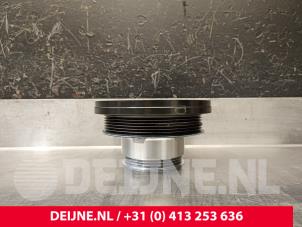 Toyota Pro-Ace City Crankshaft pulley O254728 photo 3