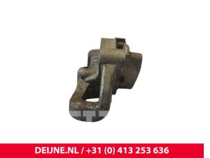 Toyota Pro-Ace Engine mount O254876 photo 3
