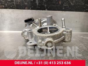 Renault Trafic Throttle body O254892 photo 3
