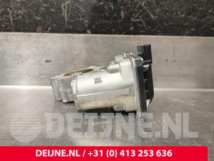 Renault Trafic EGR valve O254893 photo 2