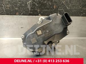 Gebruikte EGR Klep Renault Trafic (1FL/2FL/3FL/4FL) 2.0 dCi 16V 120 Prijs € 78,65 Inclusief btw aangeboden door van Deijne Onderdelen Uden B.V.