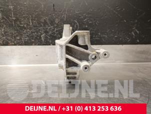 Renault Trafic Motorlager O254970 foto 3