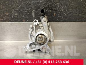 Renault Trafic Vacuum pump (diesel) O254977 photo 2