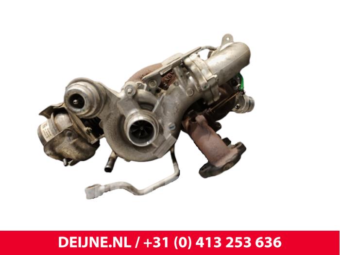 Opel Vivaro Turbo O255001
