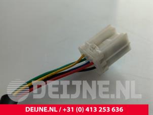 Seres 3 Taillight, right O255110 photo 3