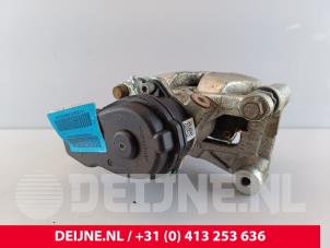 Seres 3 Remklauw (Tang) links-achter O255143 foto 3