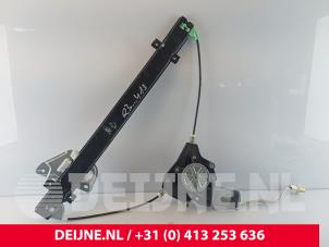 Seres 3 Ruitmechaniek 4Deurs rechts-voor O255173 foto 2