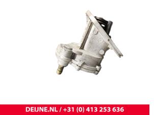 Volkswagen Crafter Vacuum pump (diesel) O255299 photo 2