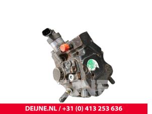 Opel Vivaro Mechanical fuel pump O255339 photo 3