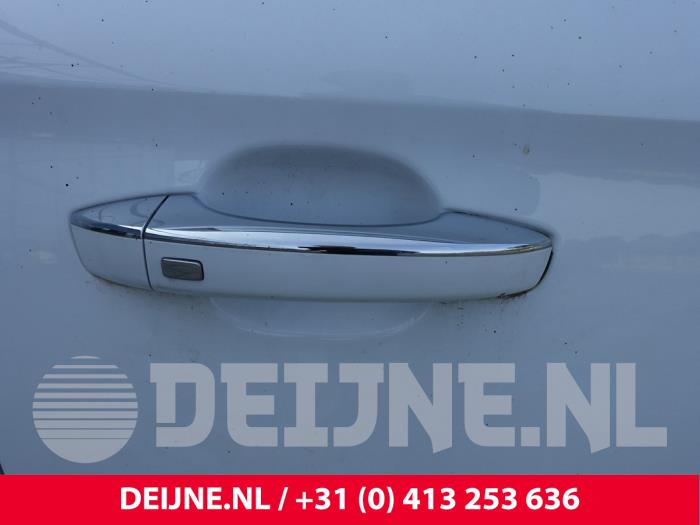 MG MG5 Electric Front door handle 4-door, right O255377