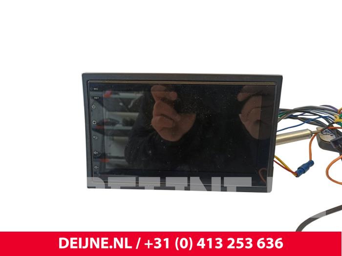 Peugeot Expert Displays Multi Media Anzeige O255413