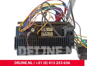 Peugeot Expert Display Multi Media control unit O255413 photo 3