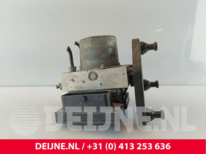 Mercedes Sprinter ABS pump O255437