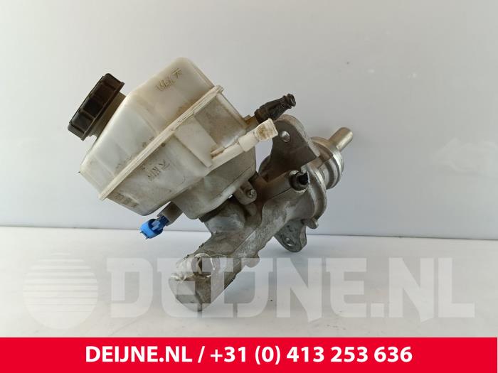 Mercedes Sprinter Master cylinder O255453