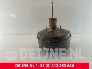 Gebruikte Rembekrachtiger Mercedes Sprinter 3,5t (907.6/910.6) 314 CDI 2.1 D FWD Prijs € 302,50 Inclusief btw aangeboden door van Deijne Onderdelen Uden B.V.