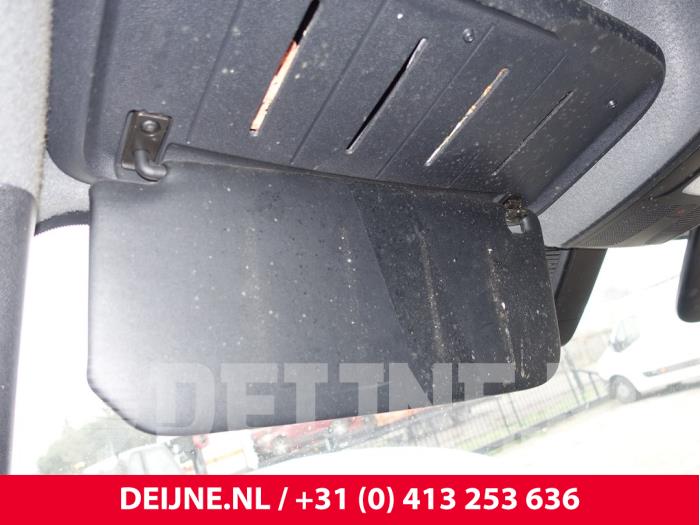 Mercedes Sprinter Zonneklep O255476