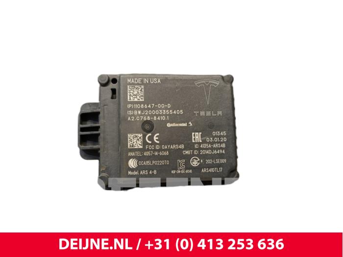 Gebruikte Radar sensor Tesla Model 3 Long Range AWD 75 kWh Prijs € 90,75 Inclusief btw aangeboden door van Deijne Onderdelen Uden B.V.