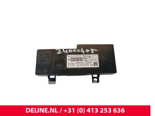 Gebruikte Bluetooth module Opel Vivaro 1.5 CDTI 102 Prijs € 48,40 Inclusief btw aangeboden door van Deijne Onderdelen Uden B.V.