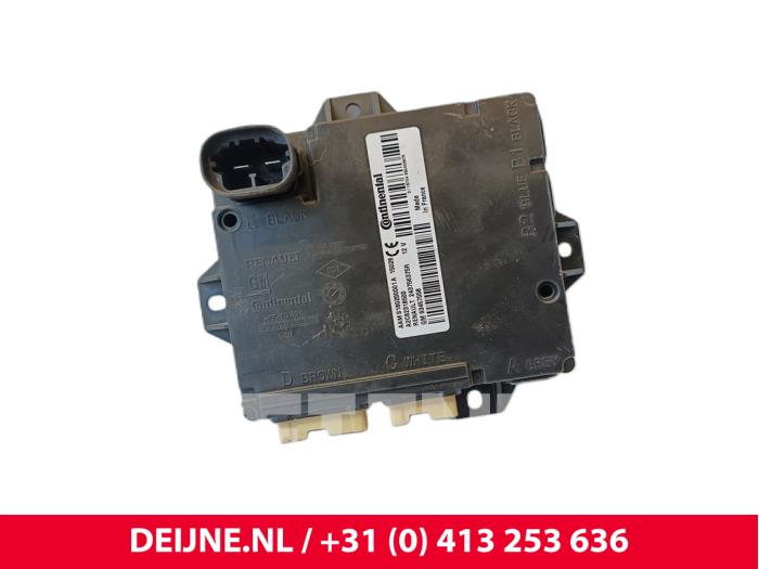 Gebruikte Module Bodycontrol Opel Vivaro 1.6 CDTI BiTurbo 140 Prijs € 48,40 Inclusief btw aangeboden door van Deijne Onderdelen Uden B.V.