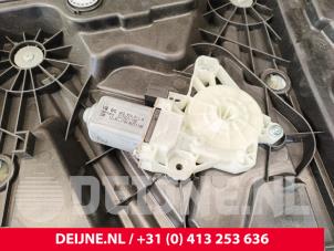 Volkswagen ID.3 Window mechanism 4-door, front right O255741 photo 3