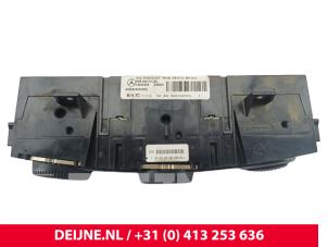 Mercedes Sprinter Kachel Bedieningspaneel O255800 foto 3