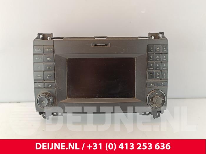 Mercedes Sprinter Radio O255805