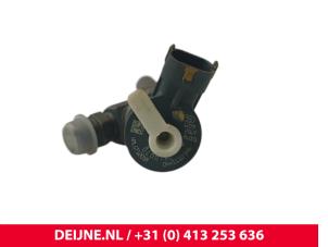 Opel Vivaro Einspritzdüse (Diesel) O255852 foto 3