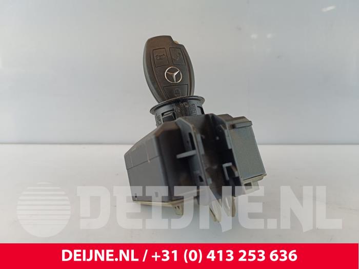 Mercedes Vito Kontaktslot+Sleutel O255998