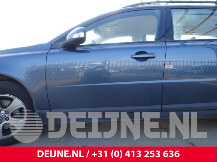 Volvo V70 Portier 4Deurs links-voor O256069