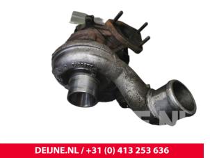 Opel Vivaro Turbo O256107 photo 2