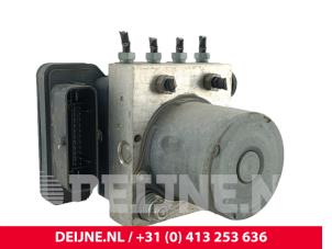 Mercedes Vito ABS Pumpe O256132 foto 3