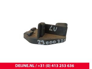 Ford Transit Custom Front bumper bracket, left O256220 photo 2