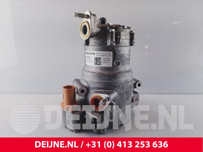 Gebruikte Aircopomp Volvo C40 Recharge (XK) Recharge Twin 78 kWh Prijs € 695,75 Inclusief btw aangeboden door van Deijne Onderdelen Uden B.V.