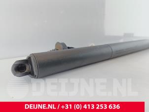 Volvo C40 Rear gas strut, left O256278 photo 2