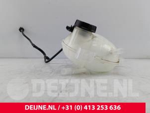 Volvo C40 Ausgleichsbehälter O256256 foto 3