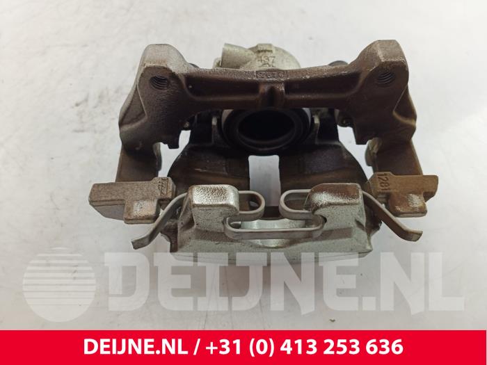 Volvo C40 Bremszange links vorne O256266