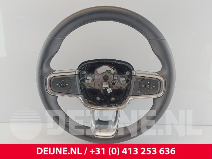 Volvo C40 Lenkrad O256273