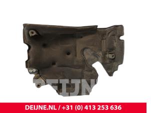 Mercedes Sprinter Abdeckblech Motor O256291 foto 2