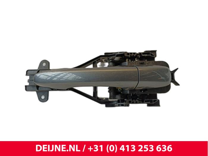 Volvo V40 Front door handle 4-door, right O256301