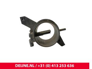 Gebruikte Luchtmassameter Ford Transit Connect Prijs € 24,20 Inclusief btw aangeboden door van Deijne Onderdelen Uden B.V.