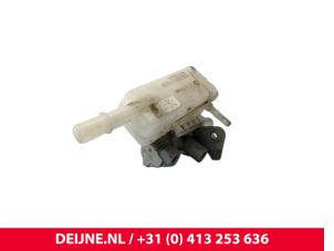 Gebruikte Hoofdremcilinder Ford Transit Courier 1.0 Ti-VCT EcoBoost 12V Prijs € 48,40 Inclusief btw aangeboden door van Deijne Onderdelen Uden B.V.