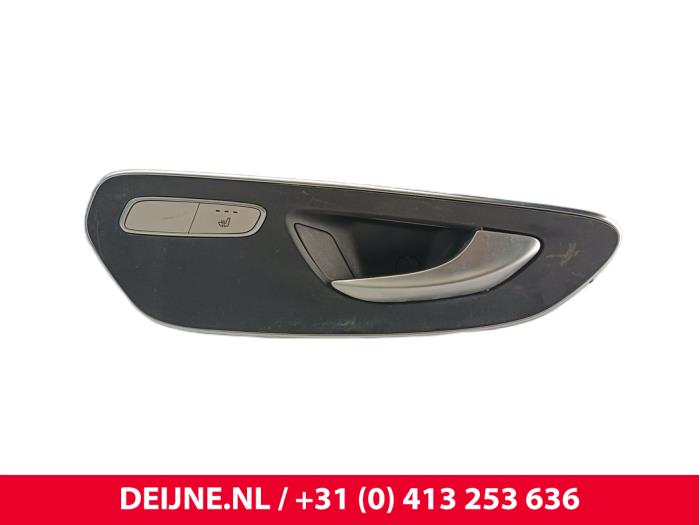 Mercedes Vito Türgriff 2-türig rechts O256359