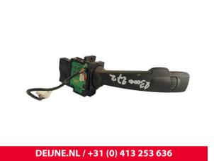 Volvo V40 Indicator switch O256379 photo 2