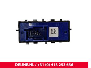 Peugeot Expert Central locking switch O256639 photo 2