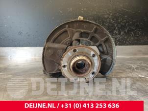 Gebruikte Asschenkel rechts-voor Volvo C70 (NC) 2.0 T 20V Prijs € 40,00 Margeregeling aangeboden door van Deijne Onderdelen Uden B.V.